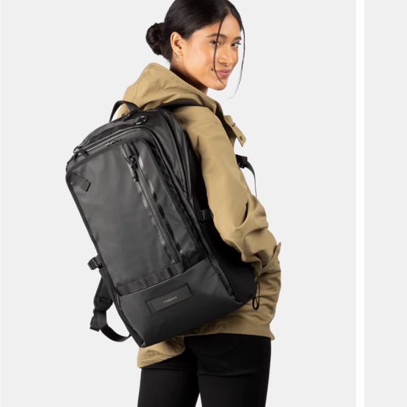 Timbuk2 expandable backpack - Picture 2 of 10